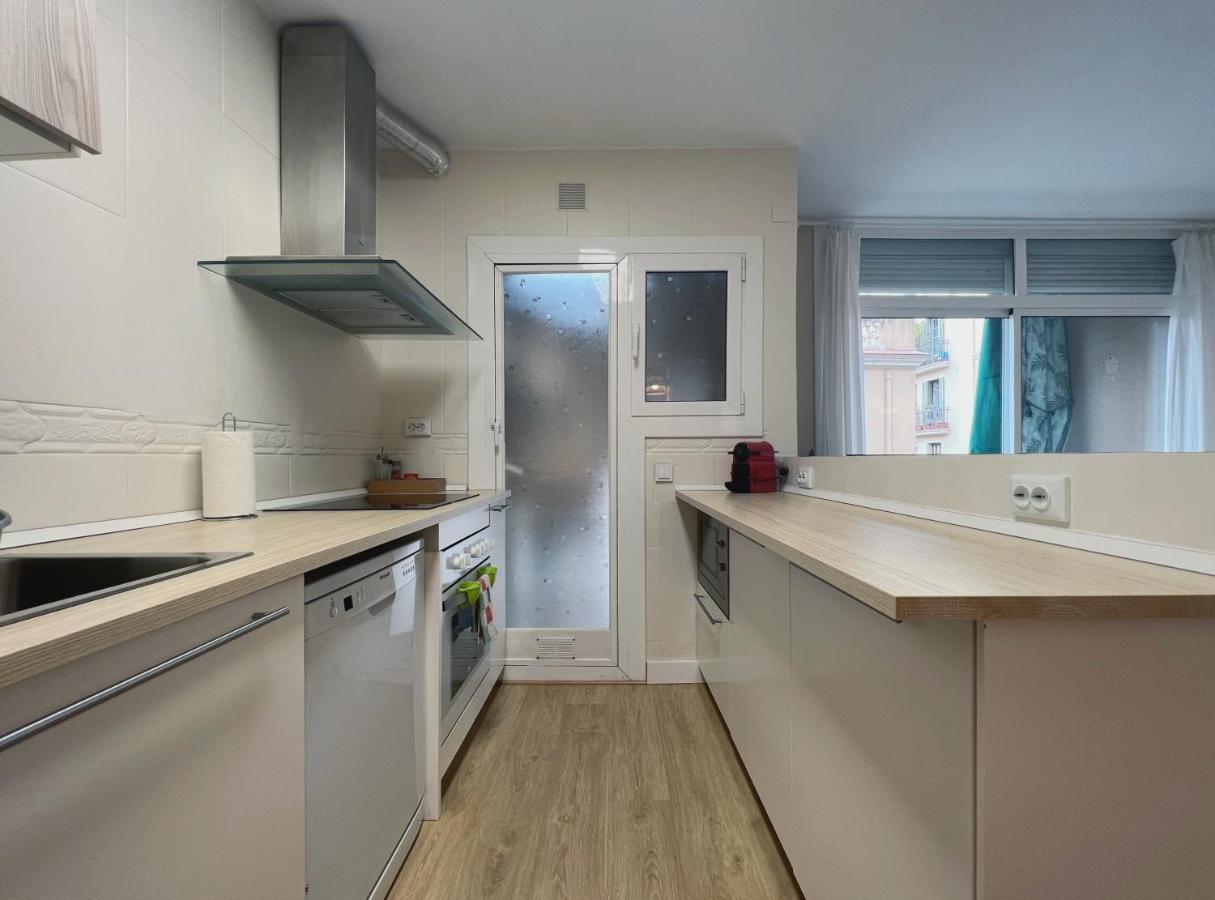 Stay U-Nique Apartments Massens Barselona Dış mekan fotoğraf